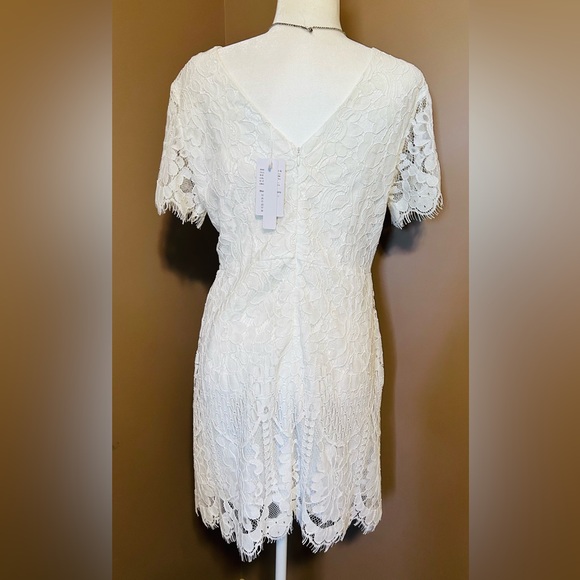 New w/ Tag MSLG Women's Round Neck V-Back Lace Dress Size XL - Picture 4 of 8